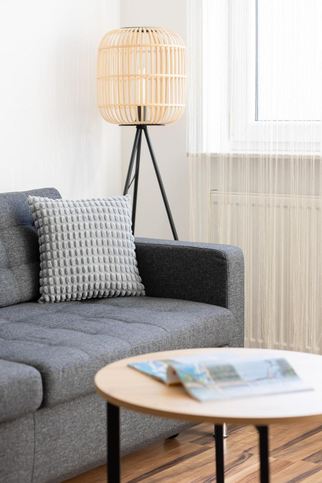 Apartament Spacious With Parking And Balcony By Renters *