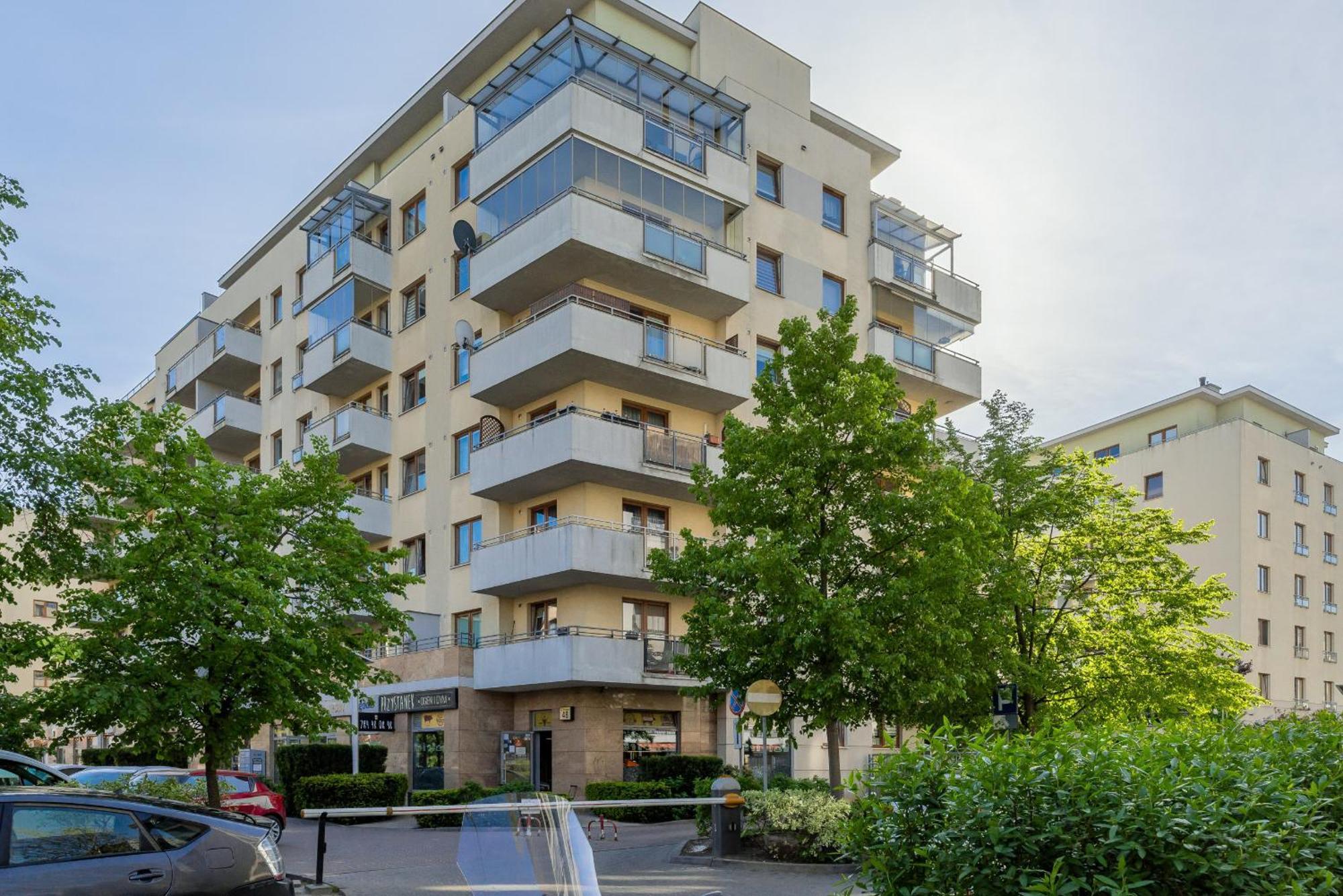 Apartament Spacious With Parking And Balcony By Renters Warszawa